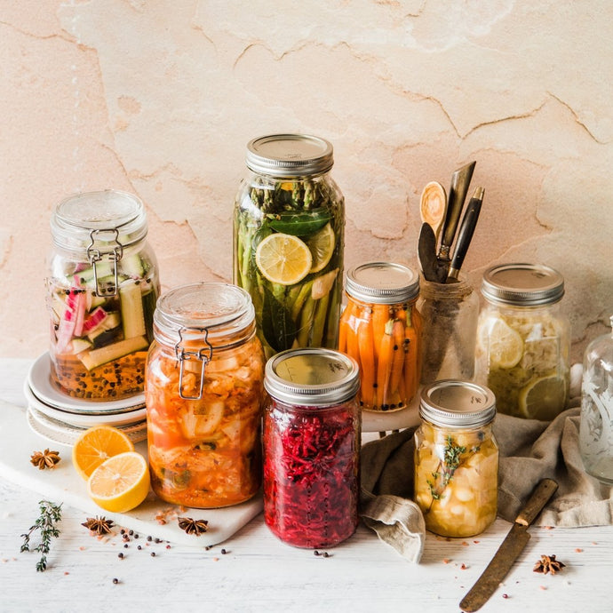 What’s the difference between fermented and vinegar pickles?